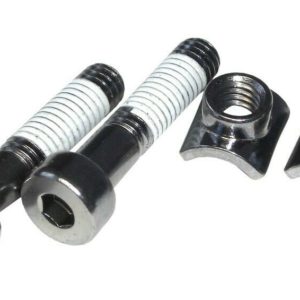 Vis et écrou chariot Reverb - A close up of a device - Fastener